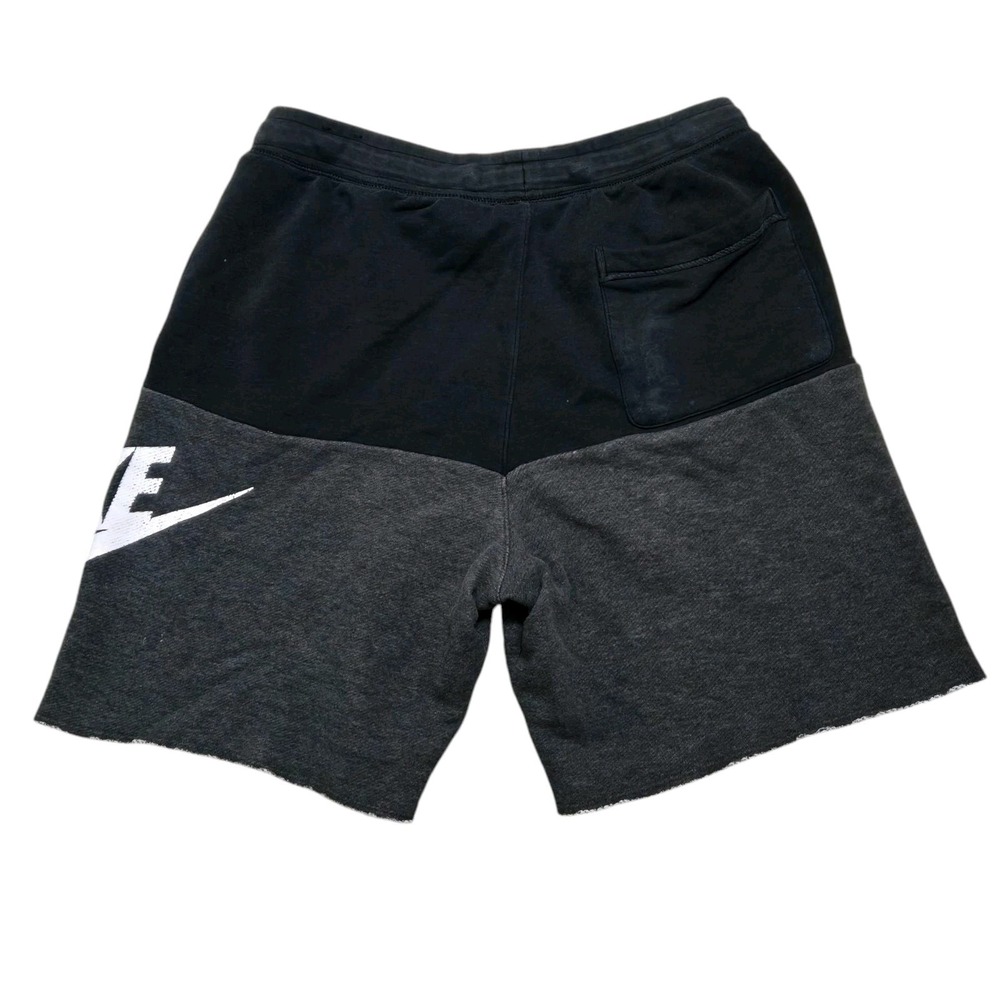 Vtg 90s NIKE Heritage Alumni Gym Sweat Shorts Spell Out Logo & Swoosh Pockets